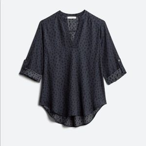 Stitch Fix light- weight top, size M. NWT